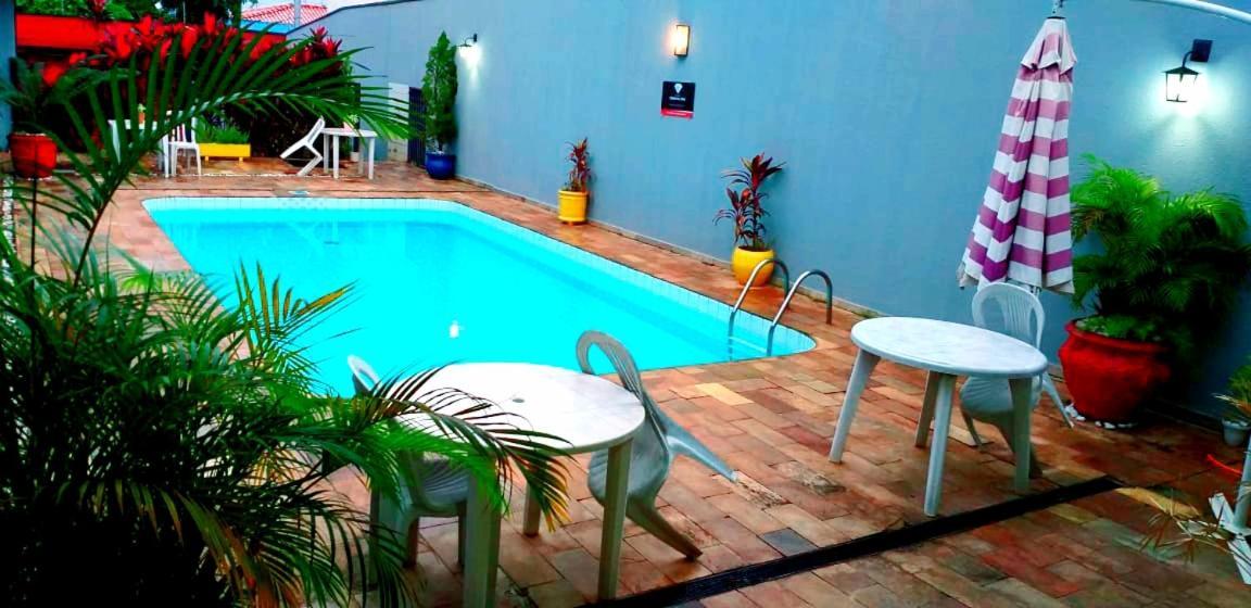Hotel Cristal Inn Лімейра Екстер'єр фото